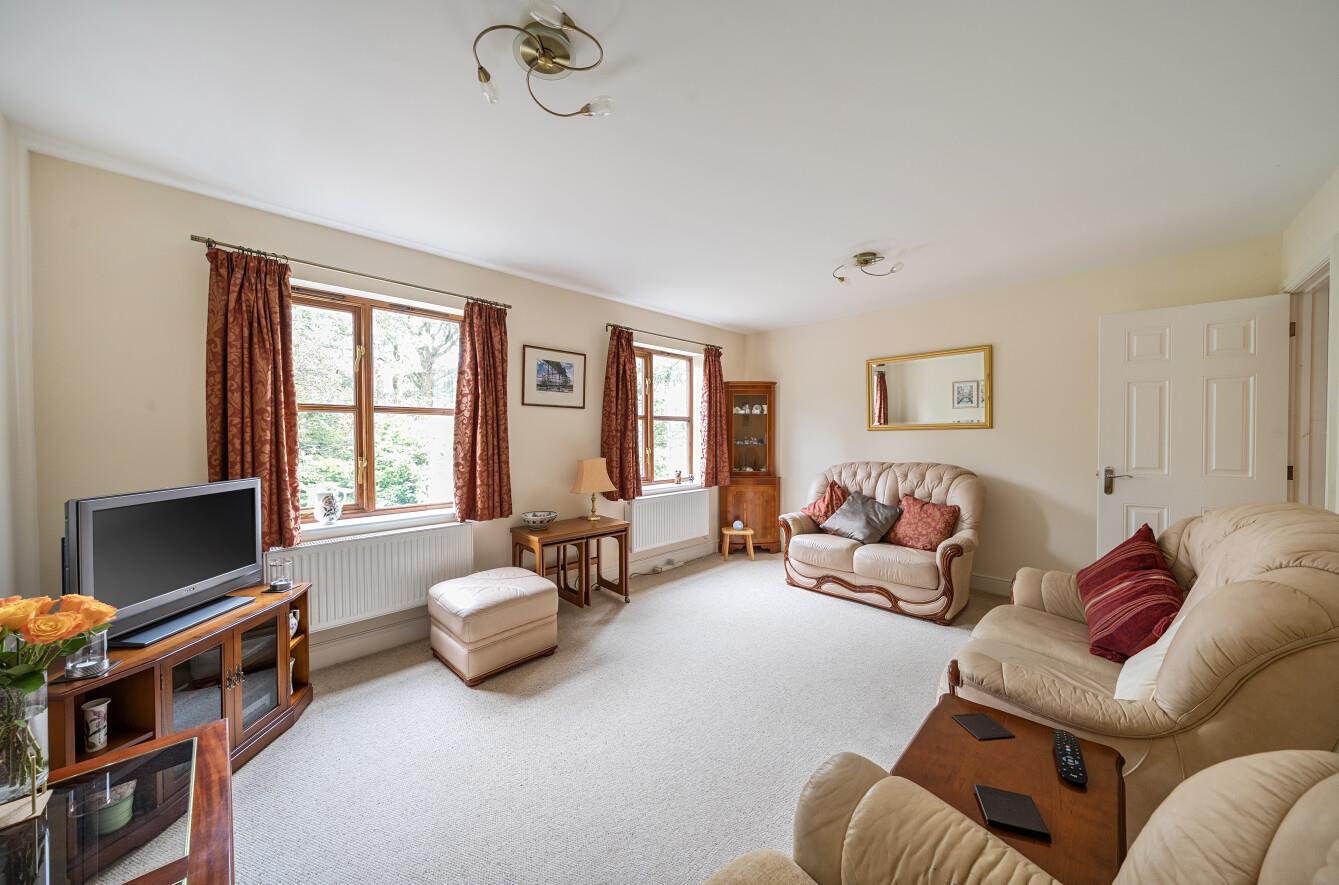 Parc Y Felin, Sketty, Swansea, SA2 8BN